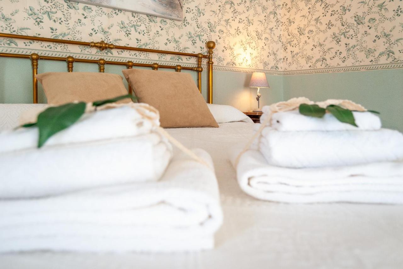 B&B Risveglio Col Rosone Lecce Eksteriør bilde